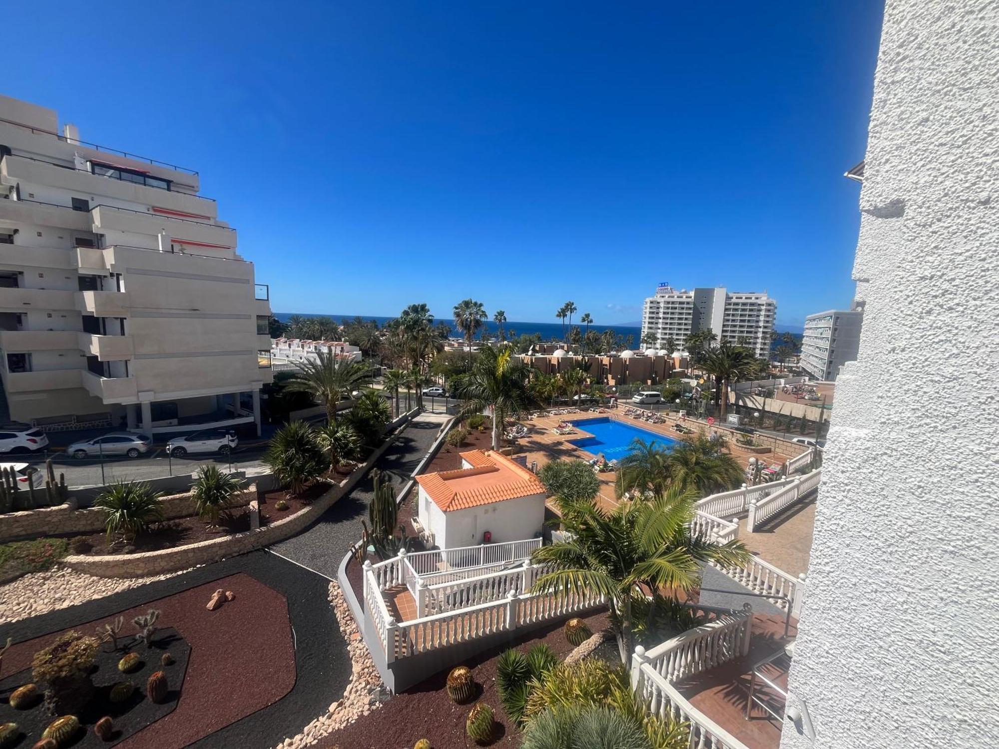 Borinquen Sky Apartments 美洲海滩 外观 照片